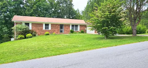 250 Kenmore Ave, Martinsville, VA 24112