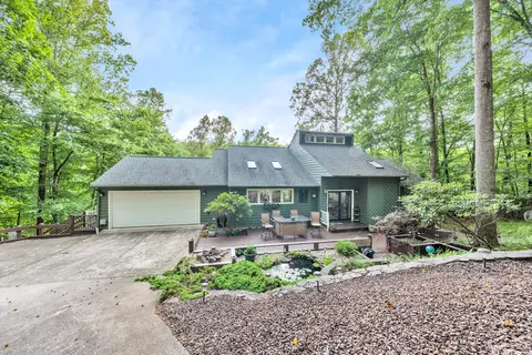 770 Lakeshore Terrace Rd, Hardy, VA 24101