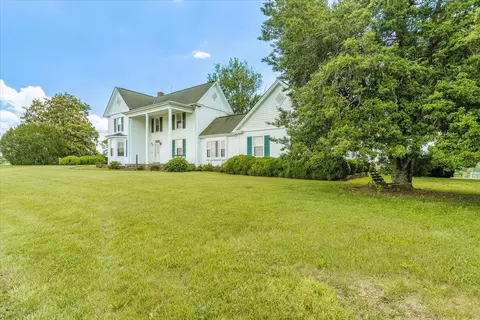 2145 Emmaus Church Rd, Moneta, VA 24121