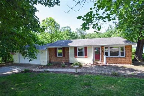 4912 Northwood Dr NW, Roanoke, VA 24017