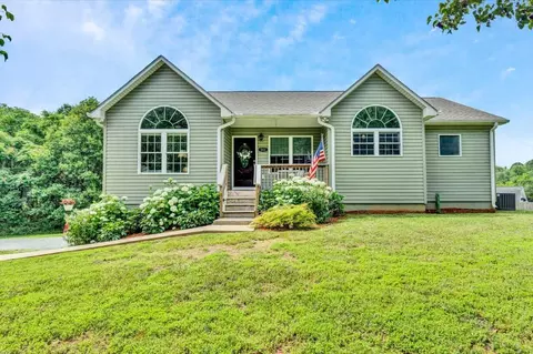 161 Bridle Ln, Hardy, VA 24101