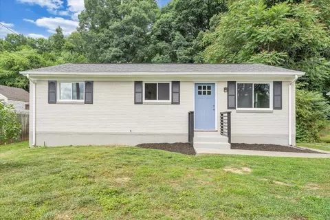 622 Clovis St NW, Roanoke, VA 24017 photo 2