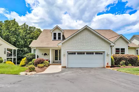 255 Haley Scott Dr, Union Hall, VA 24176