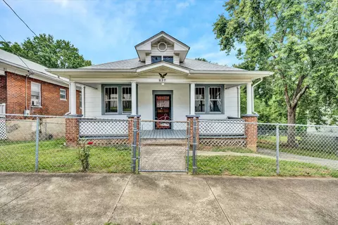 637 Montrose Ave SE, Roanoke, VA 24013