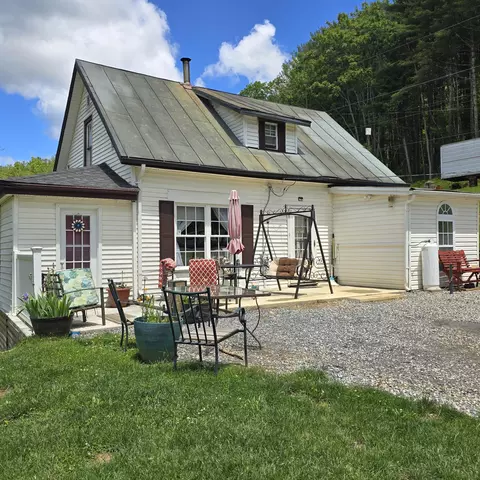 2370 Miles Rd, Shawsville, VA 24162