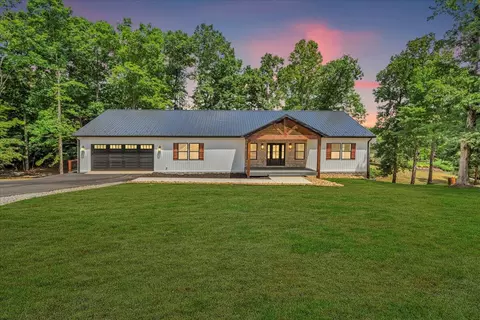 1038 Lake Haven Cir, Huddleston, VA 24104