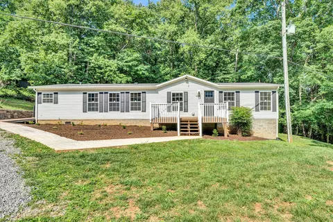 4311 Edwardsville Rd, Hardy, VA 24101
