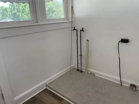 Other - 220 E Trout St, Covington, VA 24426 photo 4 of 5