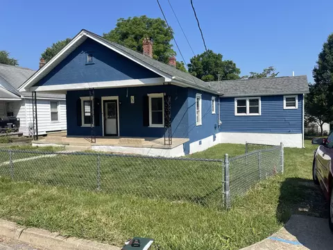 220 E Trout St, Covington, VA 24426