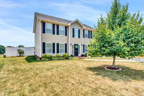 2605 Paddington Station Ln, Vinton, VA 24179