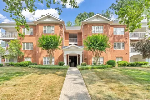 2220 Carolina Ave SW #203, Roanoke, VA 24014