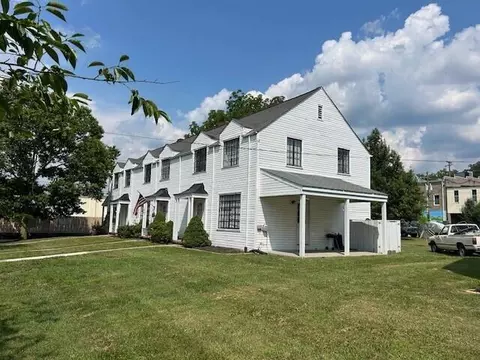 560 Lowe St, Buchanan, VA 24066