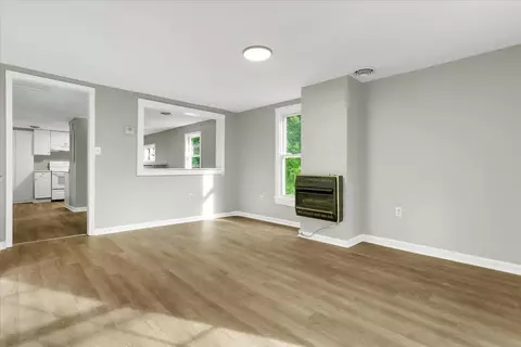 Living - 290 Lowe St, Buchanan, VA 24066 photo 1 of 4