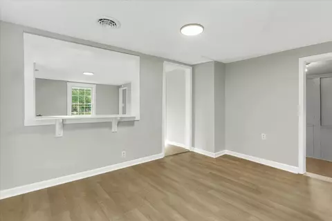 Living - 290 Lowe St, Buchanan, VA 24066 photo 3 of 4