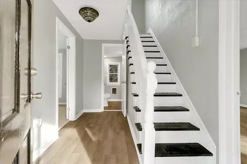 Entry Way - 290 Lowe St, Buchanan, VA 24066 photo 1 of 6