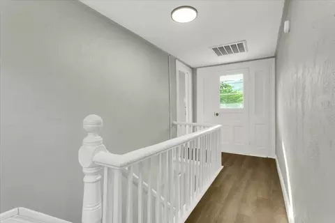 Entry Way - 290 Lowe St, Buchanan, VA 24066 photo 5 of 6