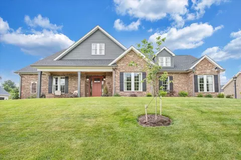 1204 Greenfield St, Daleville, VA 24083