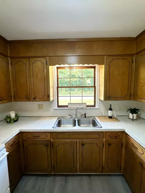 917 E Dolly Ann Dr, Covington, VA 24426 photo 6
