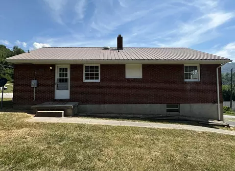 917 E Dolly Ann Dr, Covington, VA 24426 photo 24