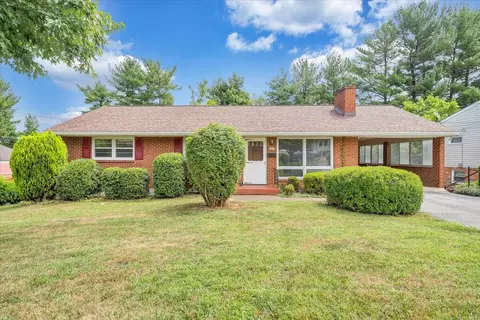 424 Houston Ave NE, Roanoke, VA 24012