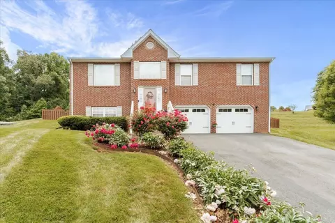 4541 Lomond Cir, Salem, VA 24153