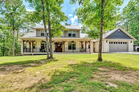 2931 Lindsay Dr, Elliston, VA 24087