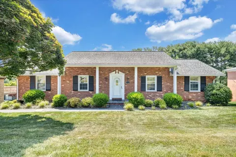 6724 Quail Pl, Roanoke, VA 24019