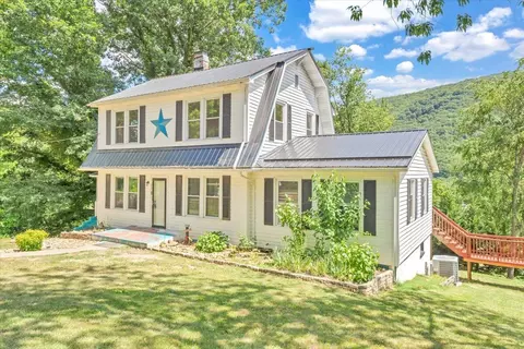 205 Bath St, Clifton Forge, VA 24422