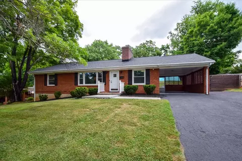 3635 Willetta Dr, Roanoke, VA 24018