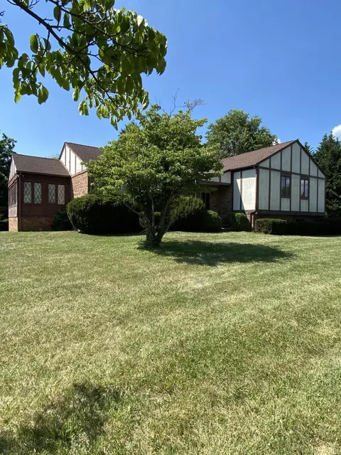 6812 Tinkerdale Rd, Roanoke, VA 24019