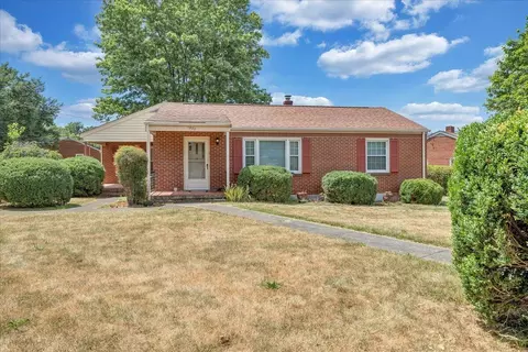 1937 Lucas St, Salem, VA 24153