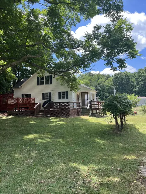 962 Alum Ridge Rd NW, Willis, VA 24380