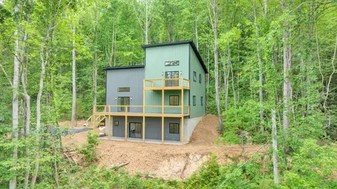 11282 Catawba Rd, Troutville, VA 24175