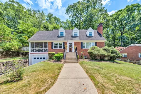 3054 Timberlane Ave, Roanoke, VA 24018