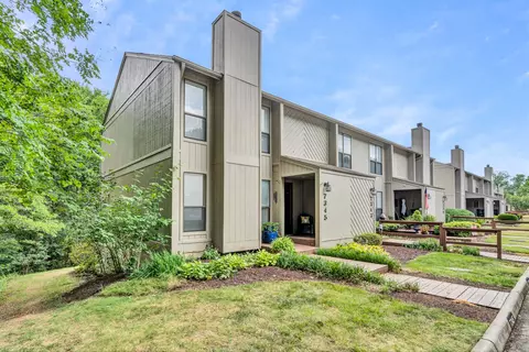 Exterior - 7345 Maple Ct, Roanoke, VA 24018 photo 2 of 7