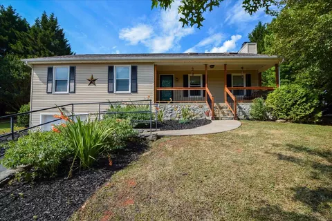 301 Truman Hill Rd, Hardy, VA 24101