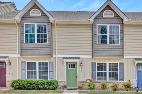 129 Squire Cir, Lynchburg, VA 24501