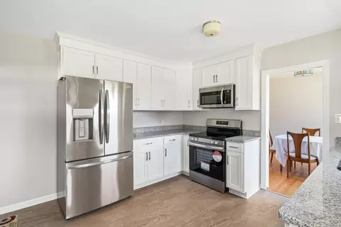 Kitchen - 129 Frontier Rd NE, Roanoke, VA 24012 photo 1 of 2