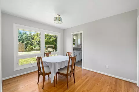 Dining - 129 Frontier Rd NE, Roanoke, VA 24012 photo 2 of 2