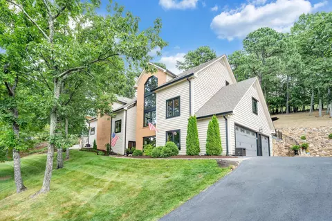 5216 Fox Ridge Rd, Roanoke, VA 24018