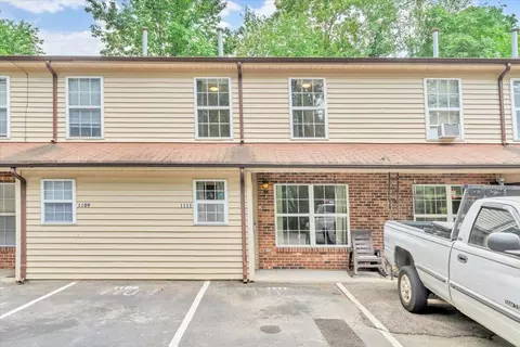1111 Smith Lake Rd, Martinsville, VA 24112