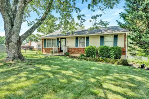 5510 Taney Dr, Roanoke, VA 24019