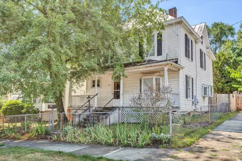 801 Elm Ave SE, Roanoke, VA 24013