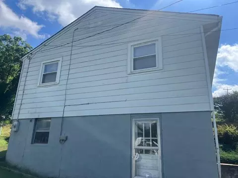 Exterior - 156 W 8th St, Fieldale, VA 24089 photo 2 of 7