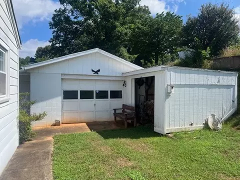 Exterior - 156 W 8th St, Fieldale, VA 24089 photo 6 of 7