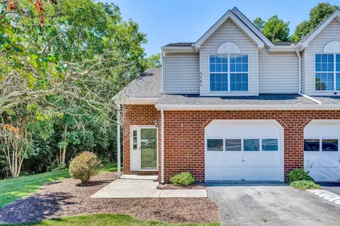 7283 Scarlet Oak Dr, Roanoke, VA 24019