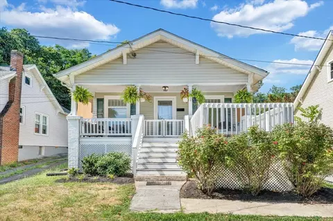 2228 Mountain View Ter SW, Roanoke, VA 24015