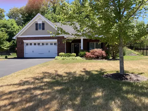5808 Monet Dr, Roanoke, VA 24018