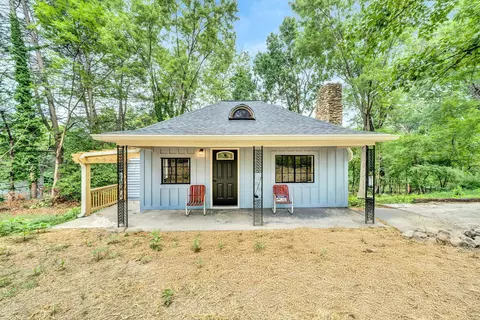 3018 Idlewild Blvd NE, Roanoke, VA 24012