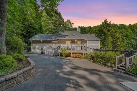 2298 Kemp Ford Rd, Union Hall, VA 24176